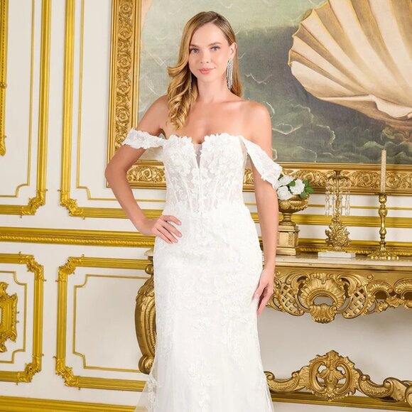 New Off The Shoulder White Mermaid Wedding Gown w/ Floral Lace Applique GL3713 - Picture 4 of 14